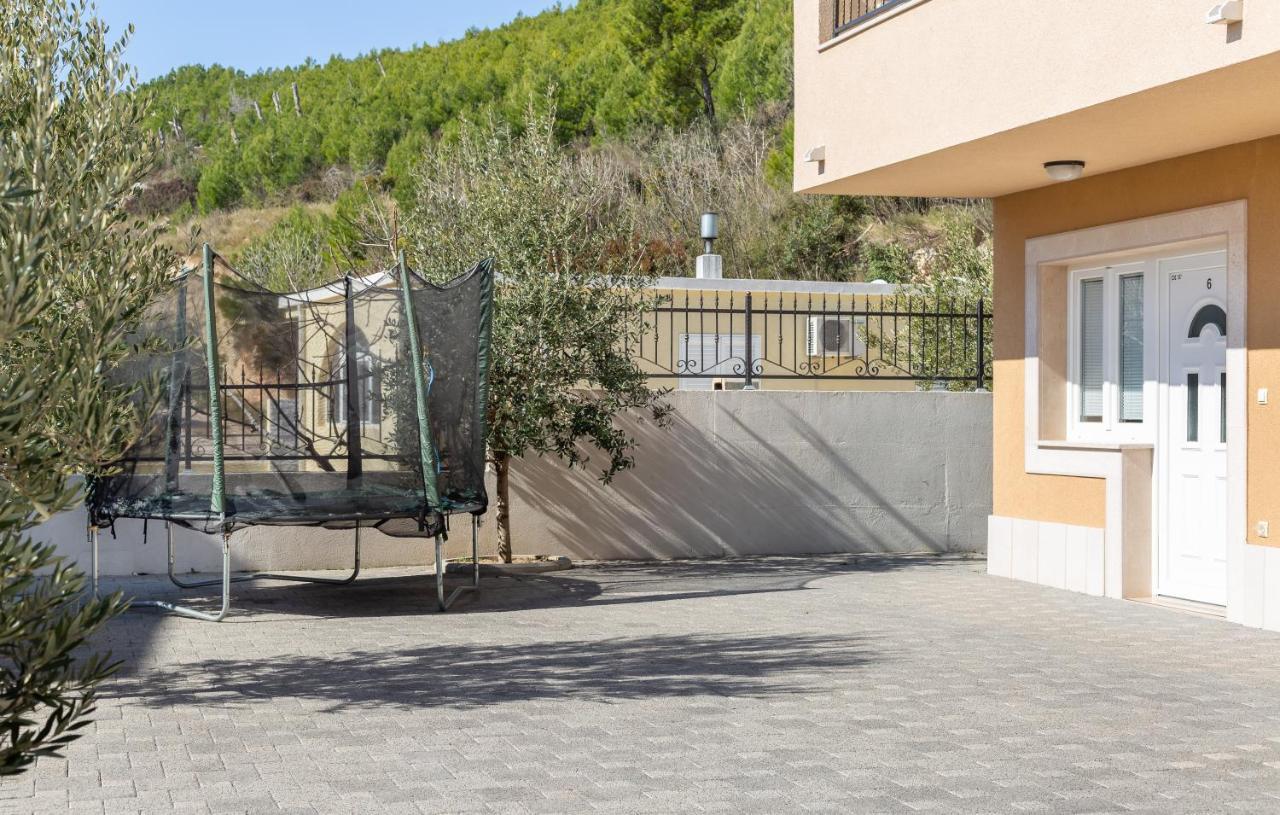 Ferdo 1 Hotel Makarska Buitenkant foto